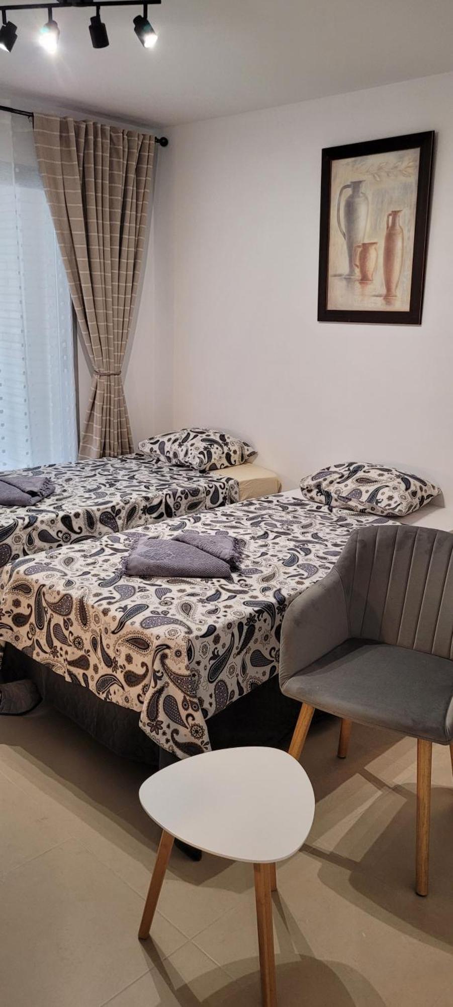 Apartamento Milka Canada Con Piscina غانديا المظهر الخارجي الصورة